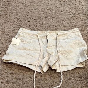 Women's Cream Shorts